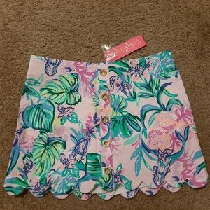 NWT Size 6 Skort